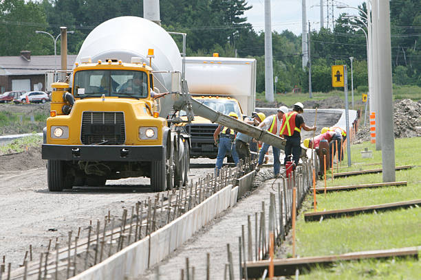 Best Concrete Leveling Services  in Shelburn, IN